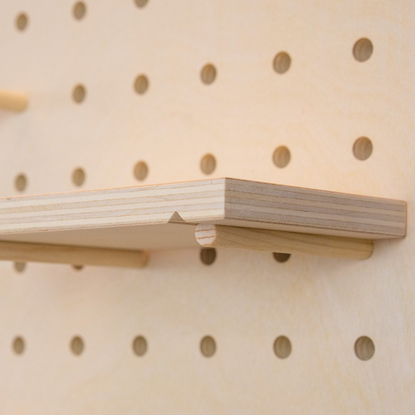 Pegboard-organizer in Cloud Shape
