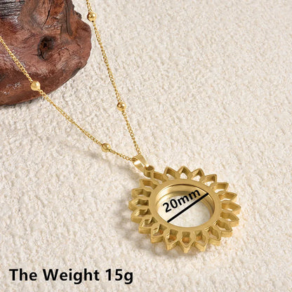 1Pc Gothic Moon Cross Round Memory Relicario Pendant Necklaces Jewelry Animal Glass Floating Cremation Ashes Locket Men Collares